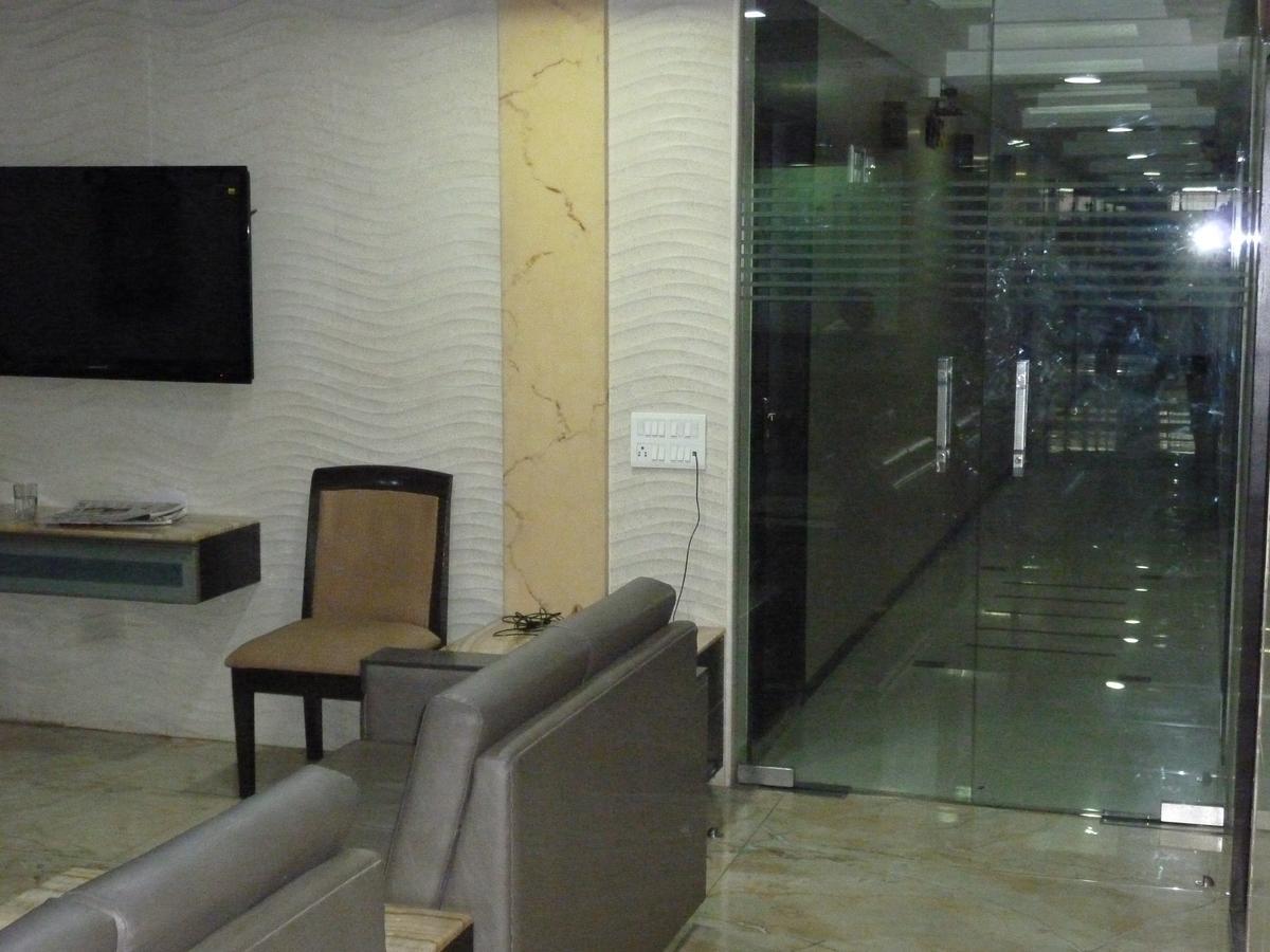 Hotel Regal Palace Мумбаї Екстер'єр фото